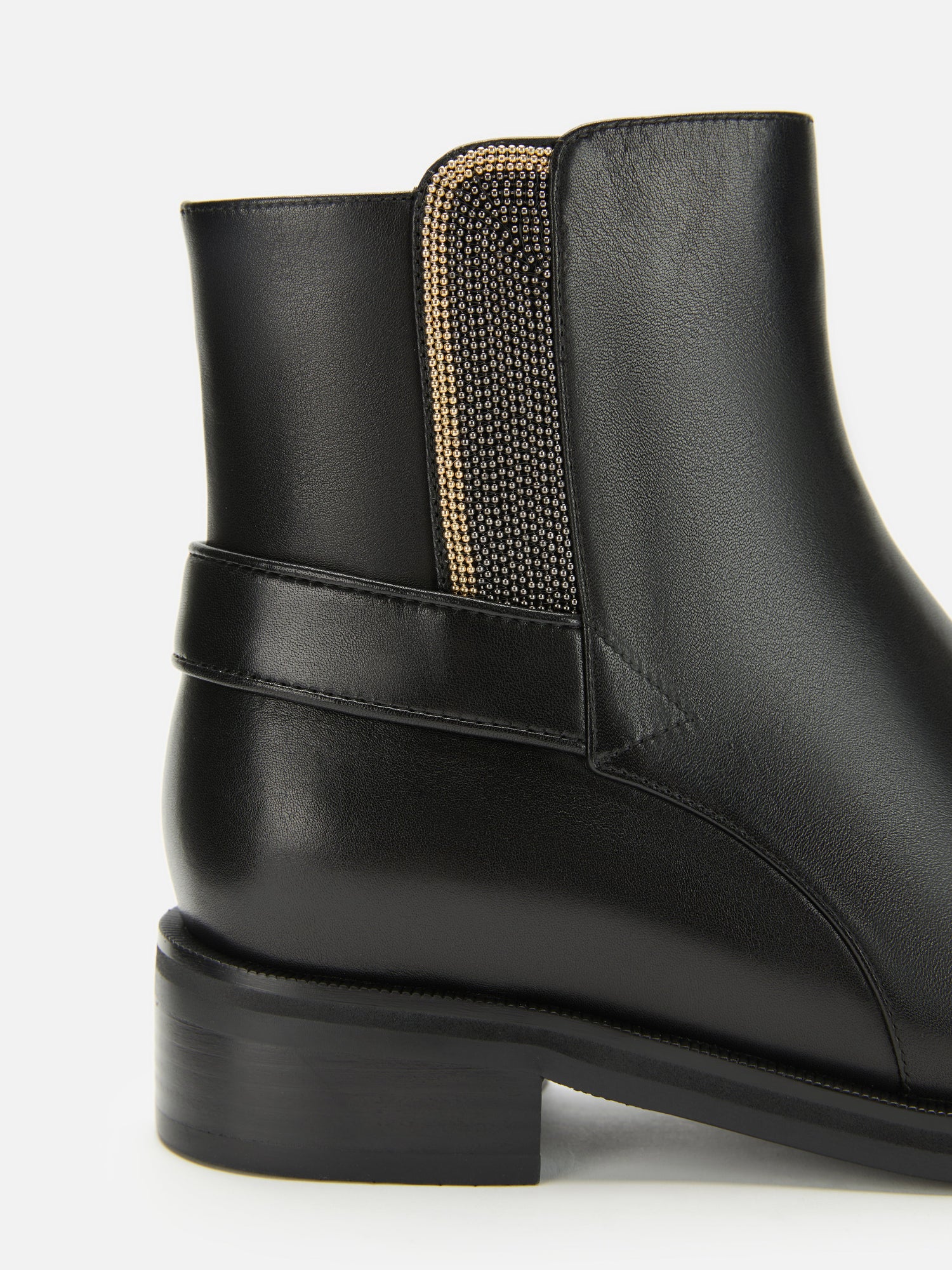 Elegant Minimalist Boot | Black