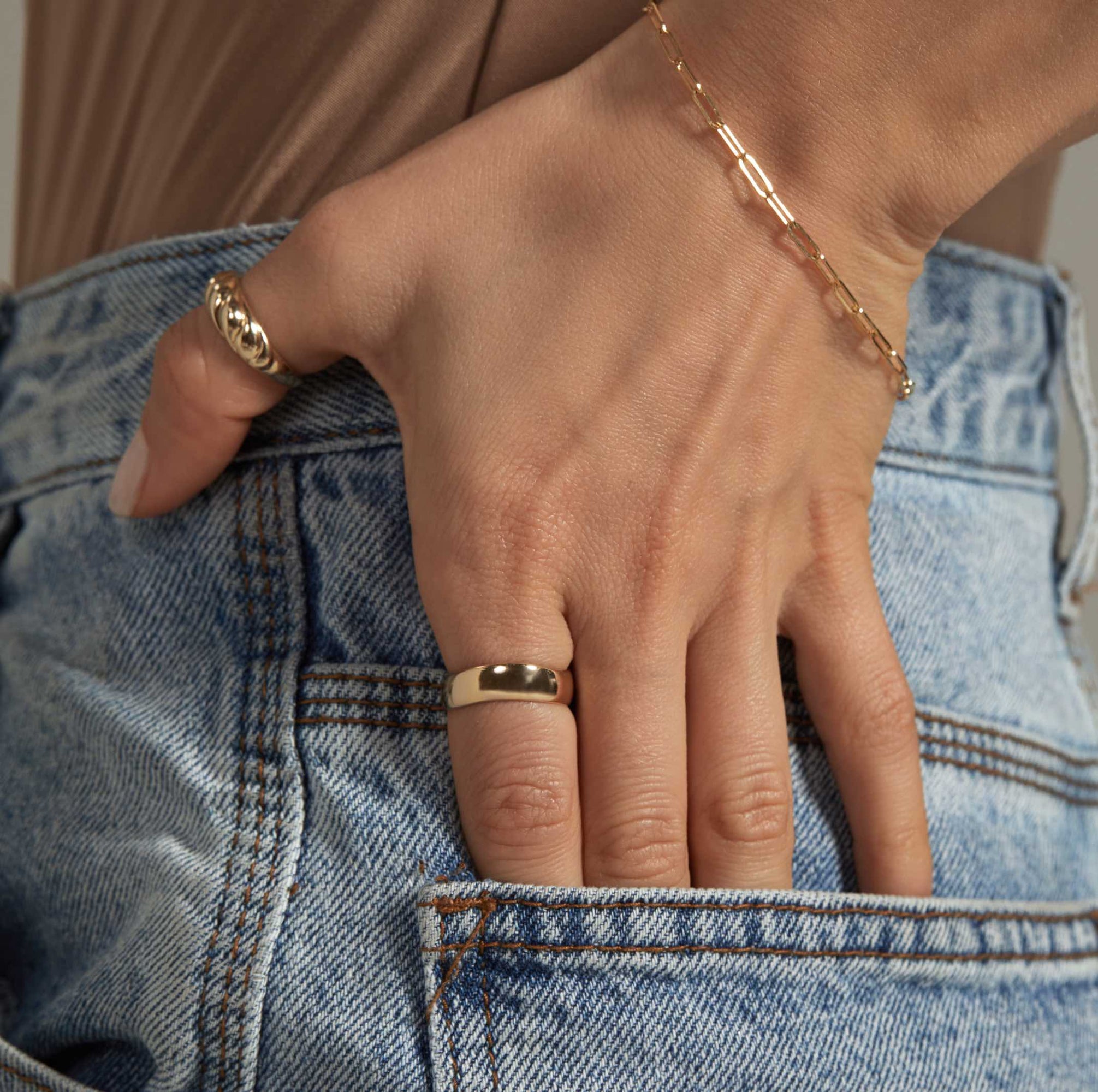 GoldenDaze_Curved Ring_A_0444 1.jpg