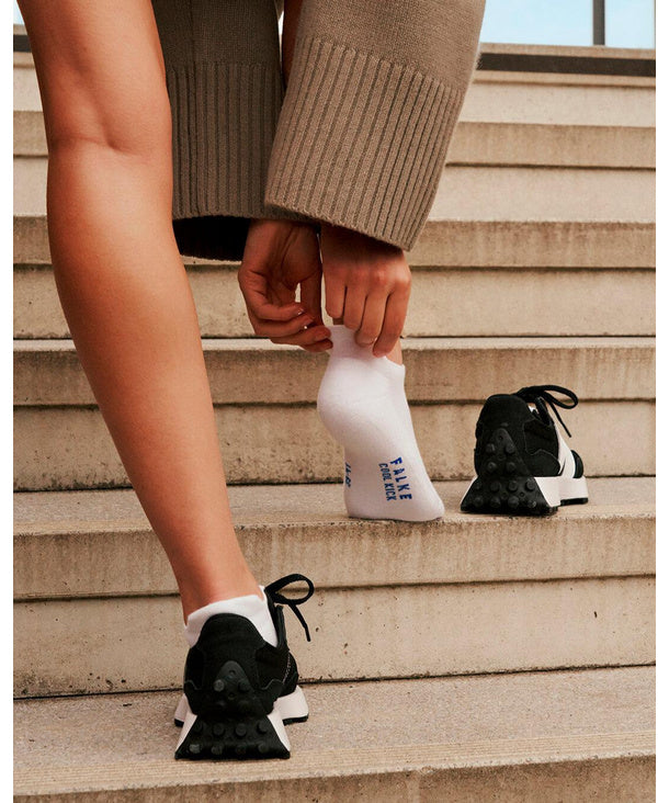 Unisex | Cool Kick Sneaker Socks | Black