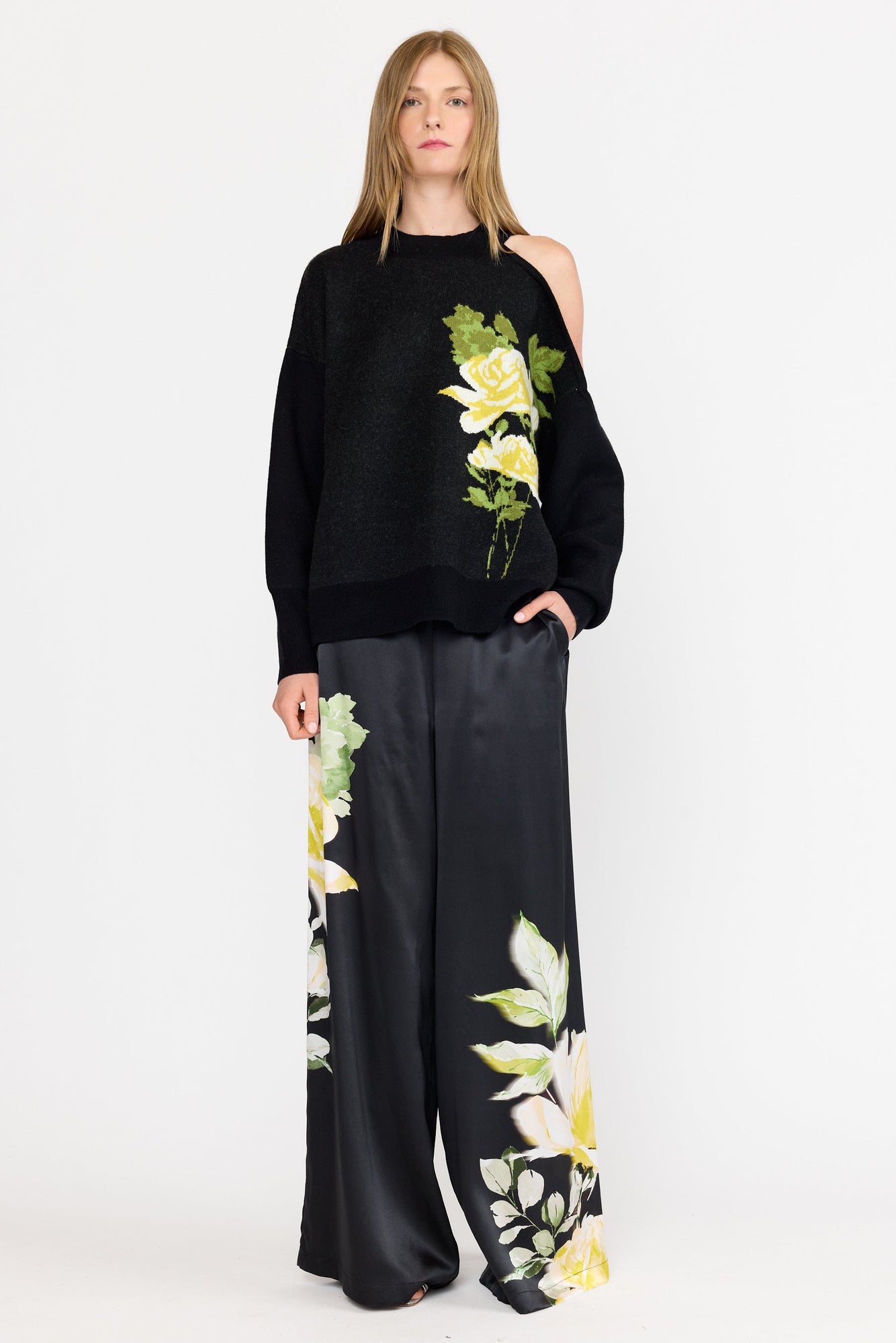 Dakota Sweater | Onyx Rose