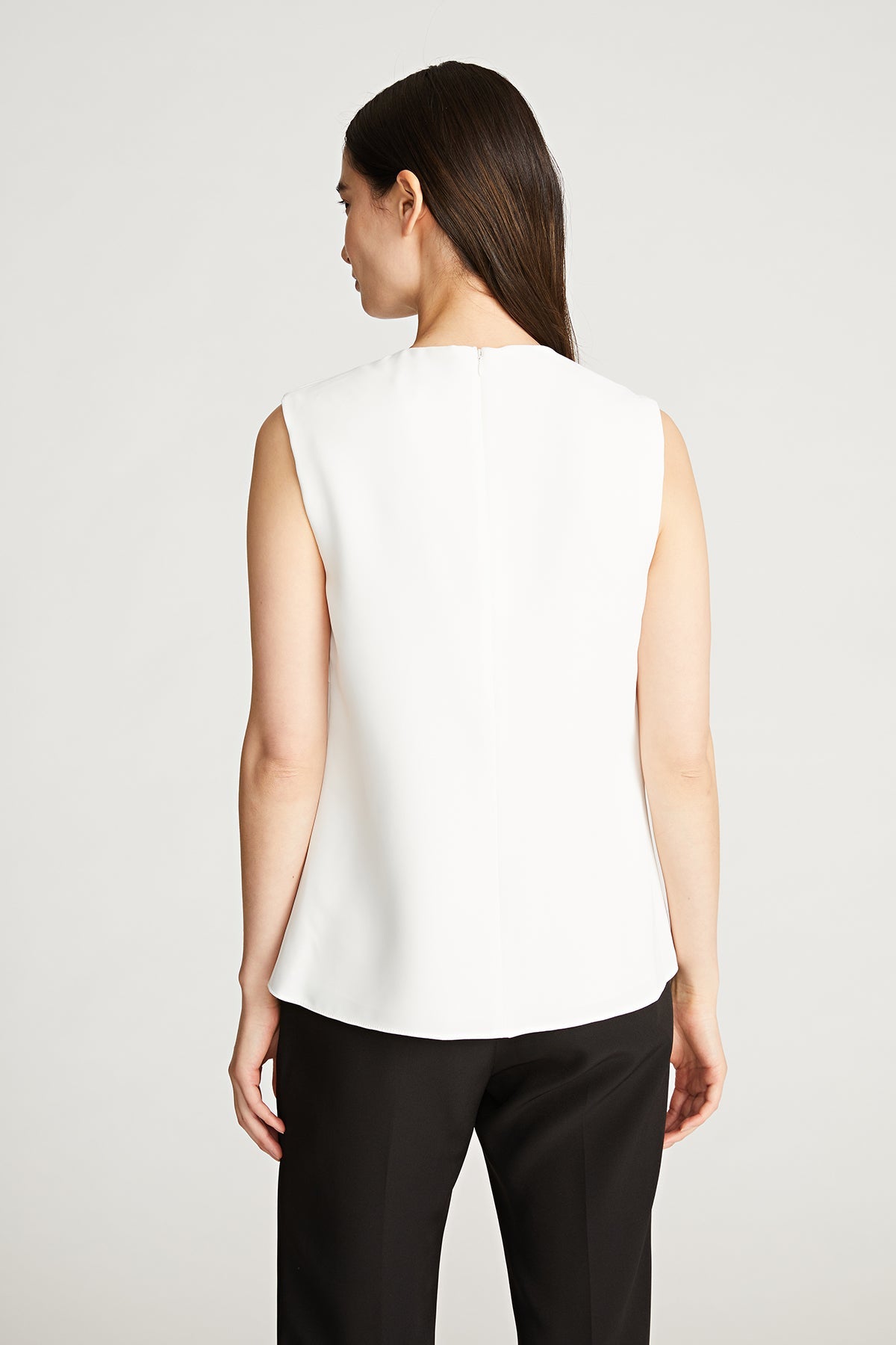 Halston | Faren Top In Fluid Crepe | Chalk