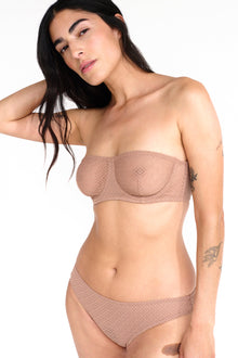 Betty Underwire Strapless Bra | Bronze