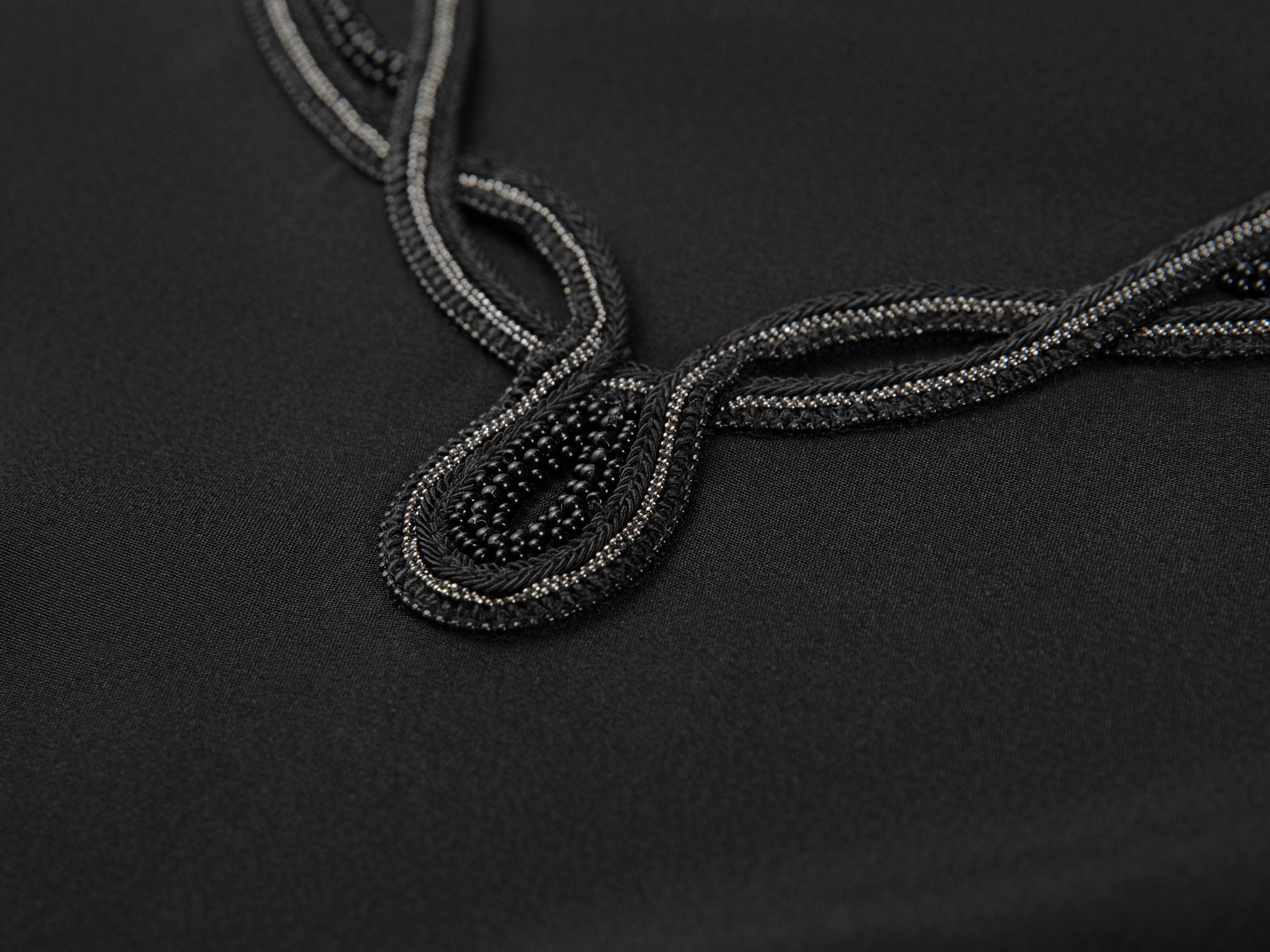 Silk Blend Sleeveless Straight-Fit Shirt | Black