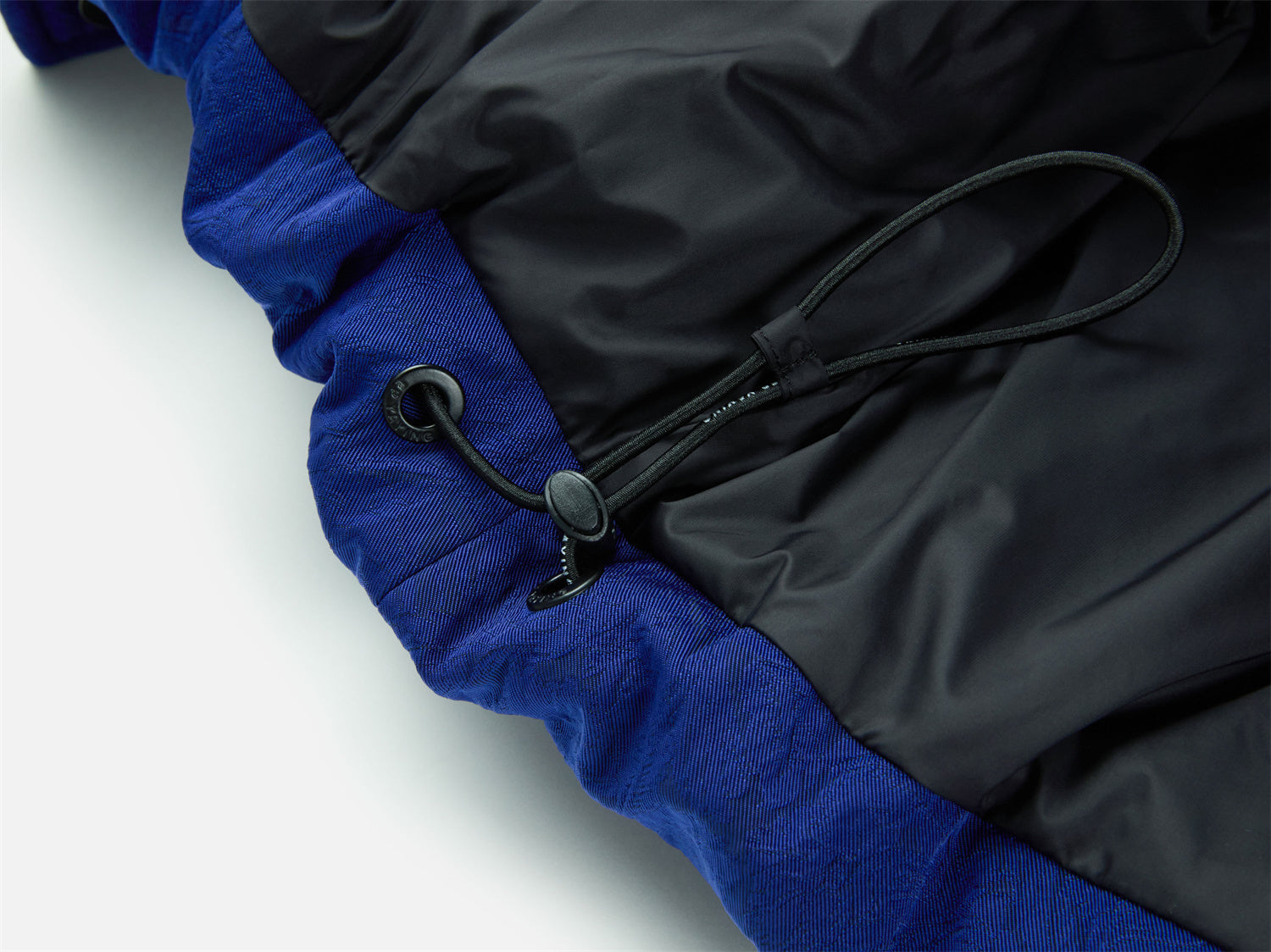 Velvet-Texture Pleated Down Jacket | Blue