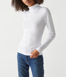 Beck Ribbed Turtleneck | White