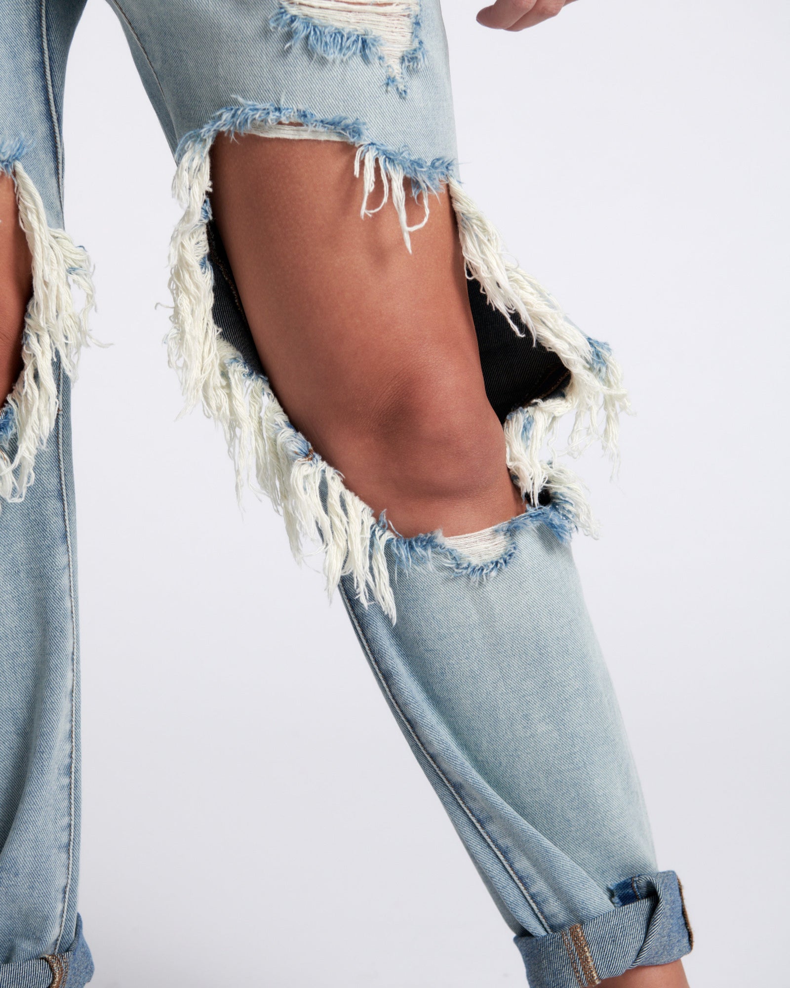 Saints Low Waist Boyfriend Denim Jeans | Montana