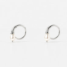Swirl Earrings | Sterling Silver | Freshwater Pearl