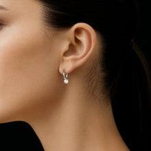 Min Earrings | Sterling Silver | Freshwater Pearl