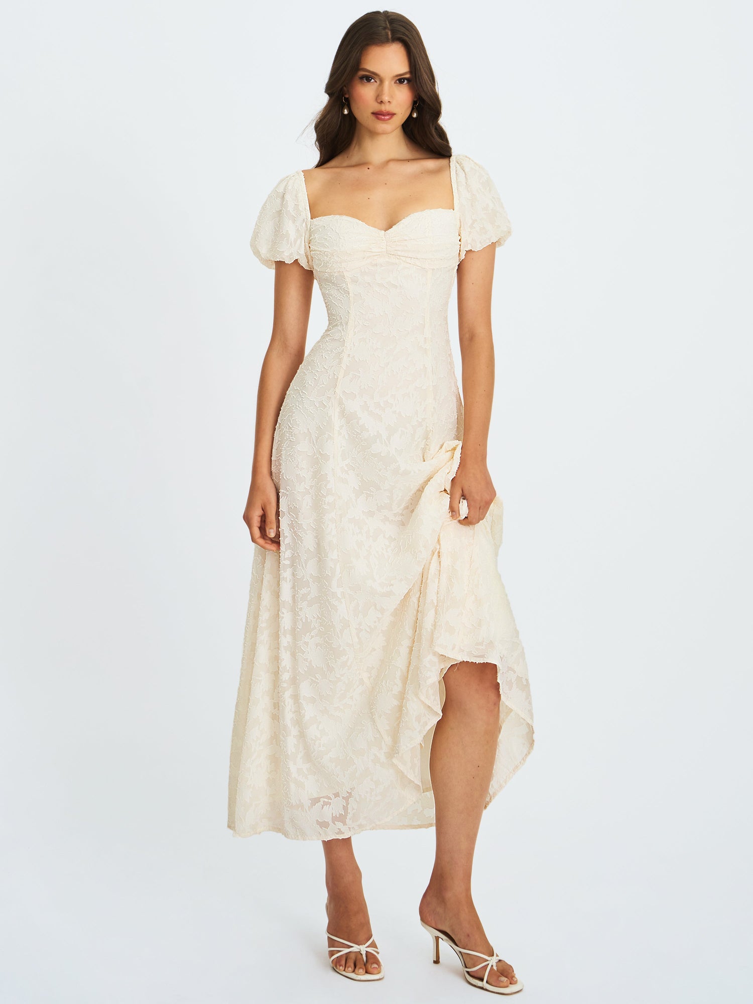 Pandora Bubble Sleeve Backless Maxi Dress | White