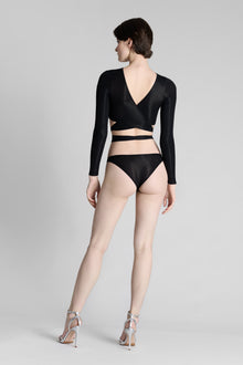 Long Sleeves Wrap Top - La Femme Amazone | Black