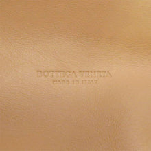 Bottega Veneta Pre-Owned The Chain Pouch Leather Crossbody Bag | Women | Brown x Beige