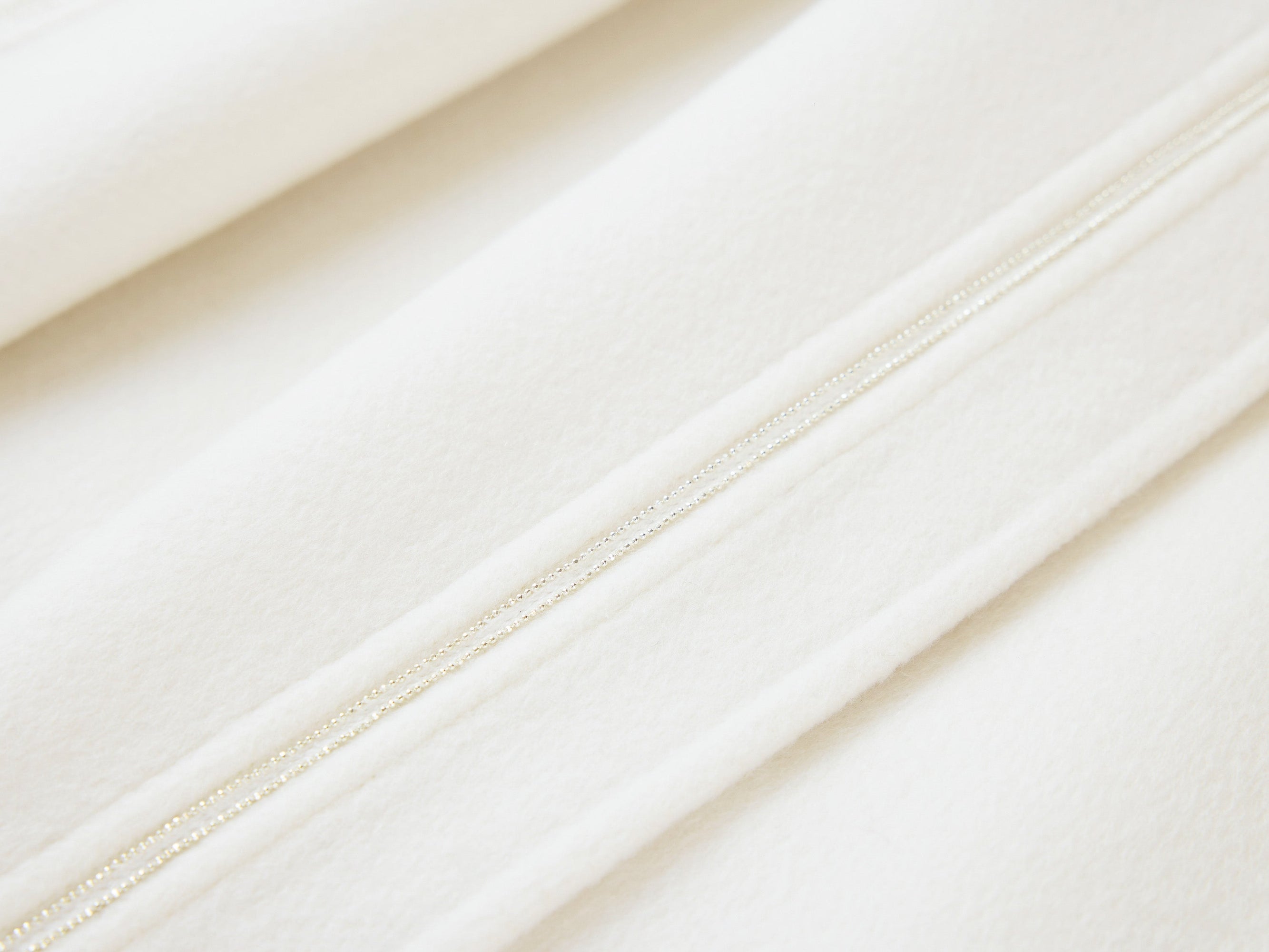 Thin-Strap Cashmere Coat | White