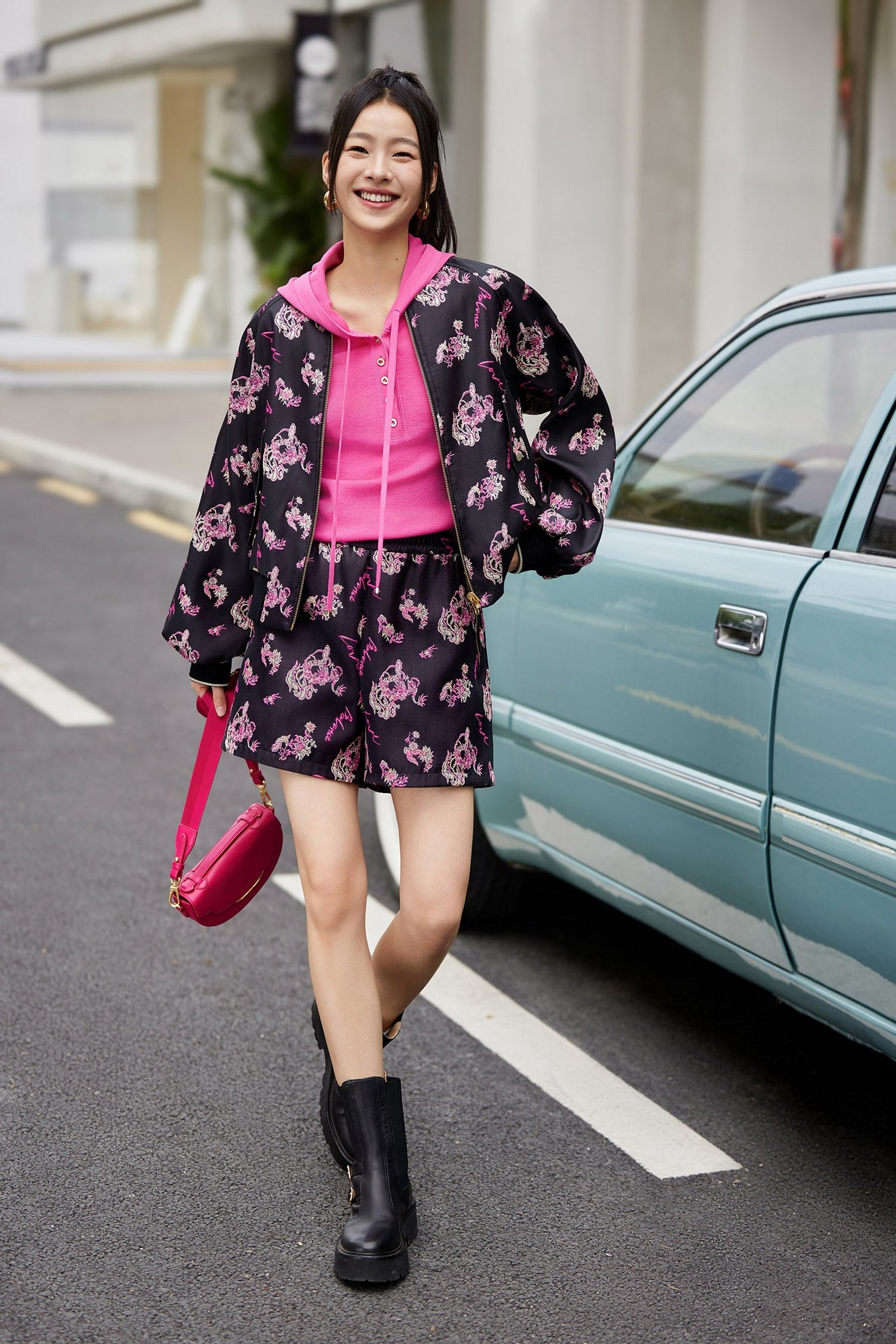 Straight Shorts | Black