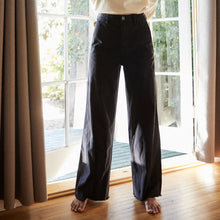 Wide Leg Seamed Pants | Women | Almost Black