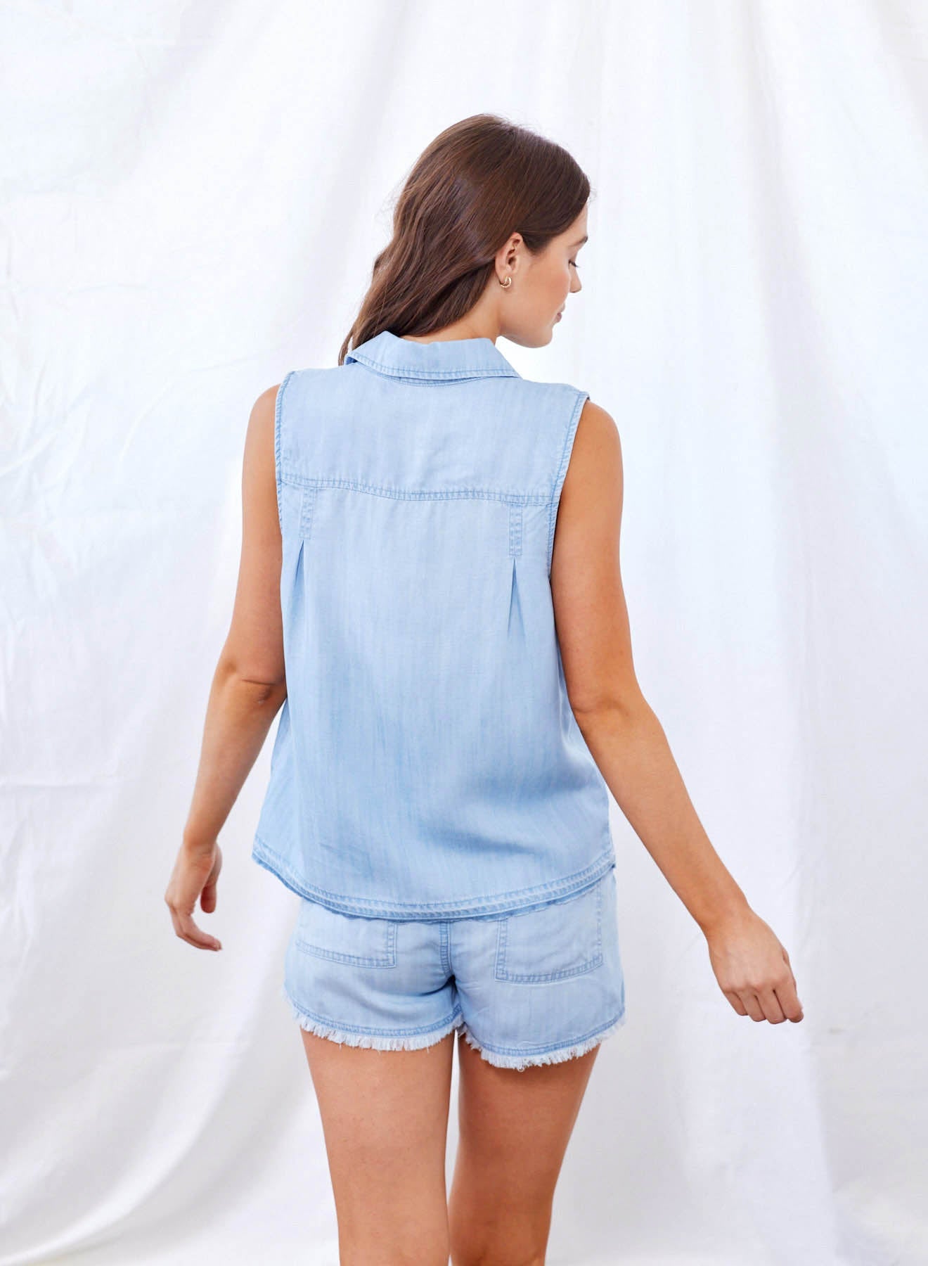 Sleeveless Release Hem Button Down | Salt Spray Wash