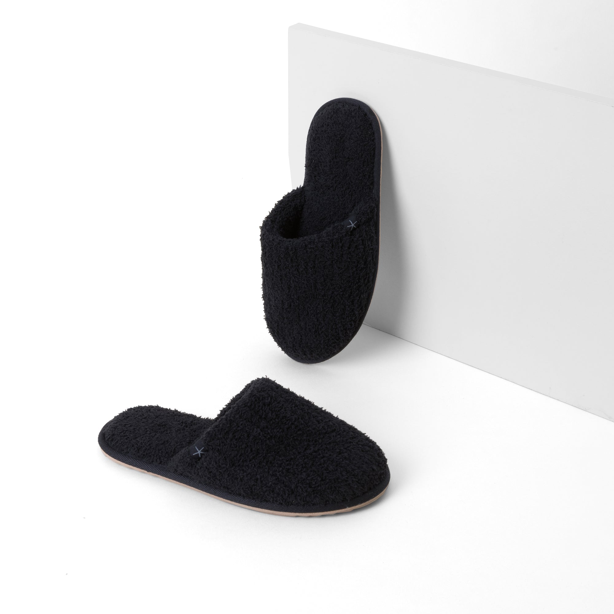 Cozychic Ribbed Slipper | Black