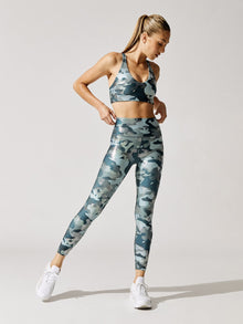 Carbon38 | Metallic Camo 7/8 Legging | Metallic Camo