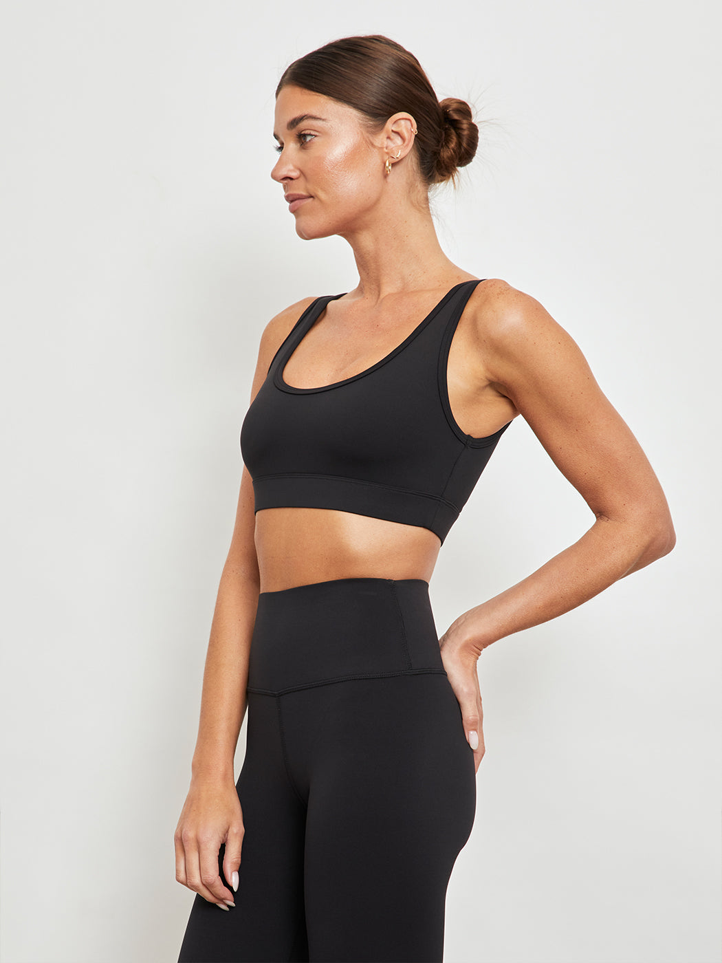 Carbon38 | Cut Out Scoop Bra In Diamond Compression | Black