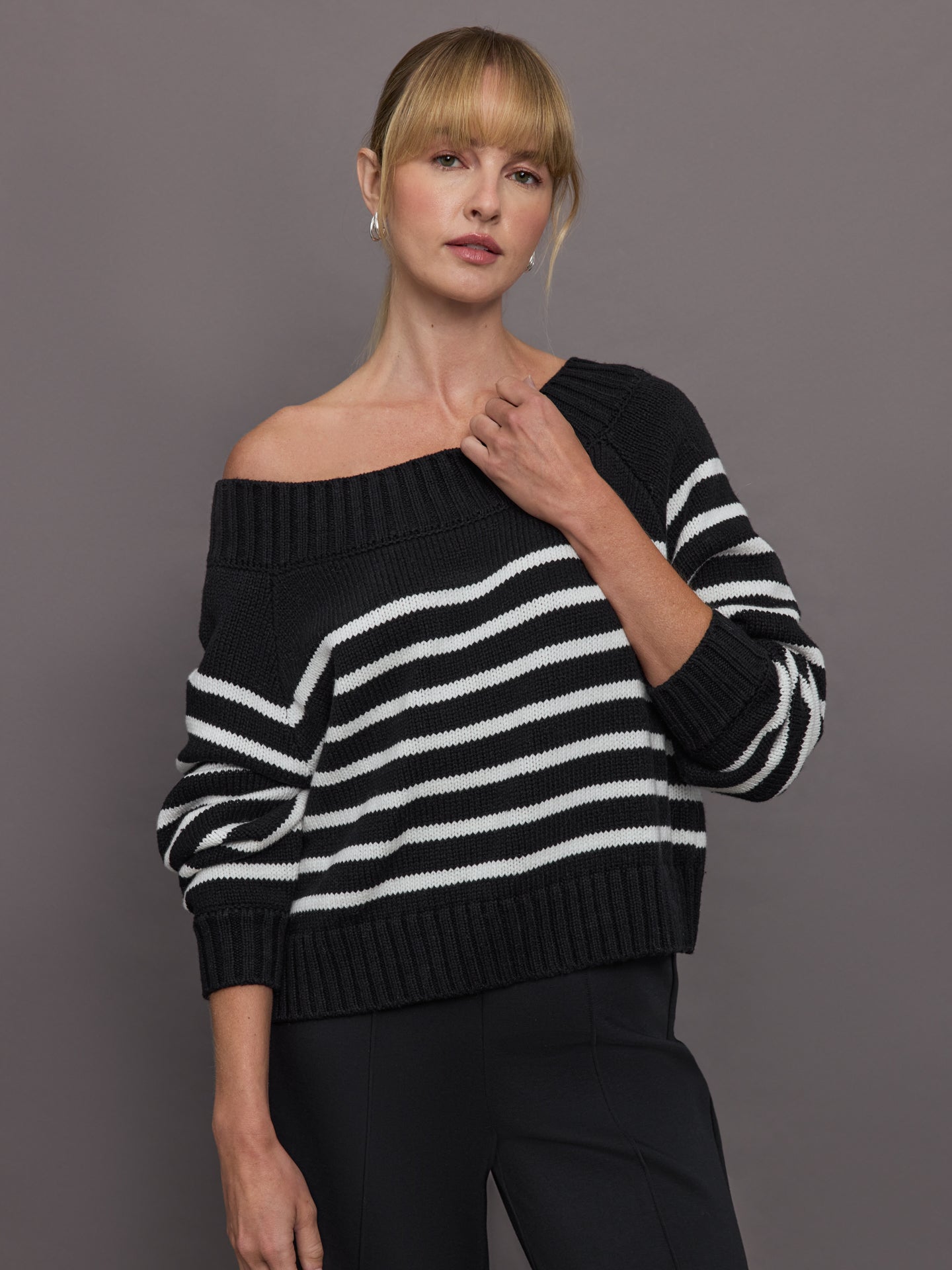 Carbon38 | Wool Blend Slouchy Knit Sweater | Black / White Stripe