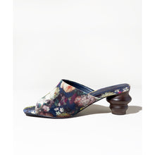 Durham Furniture Heel Low Sandal | Floral