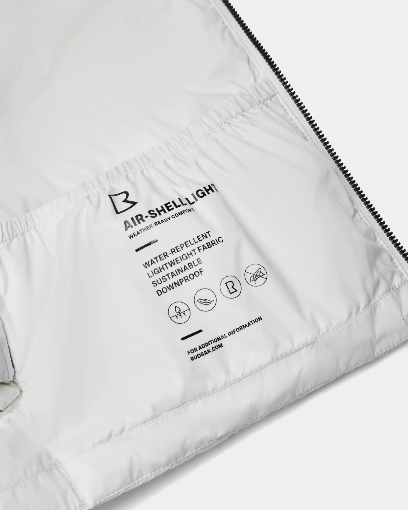 Kids | NAVAN K - 0124506 | Iceland