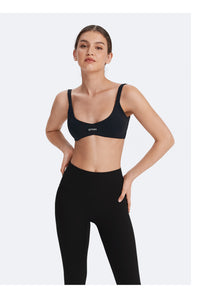 Form-Fitting Sports Bra | Inky Black