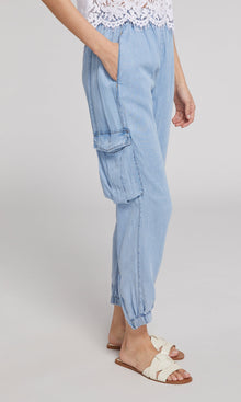 Chandra Denim Jogger | Light Blue