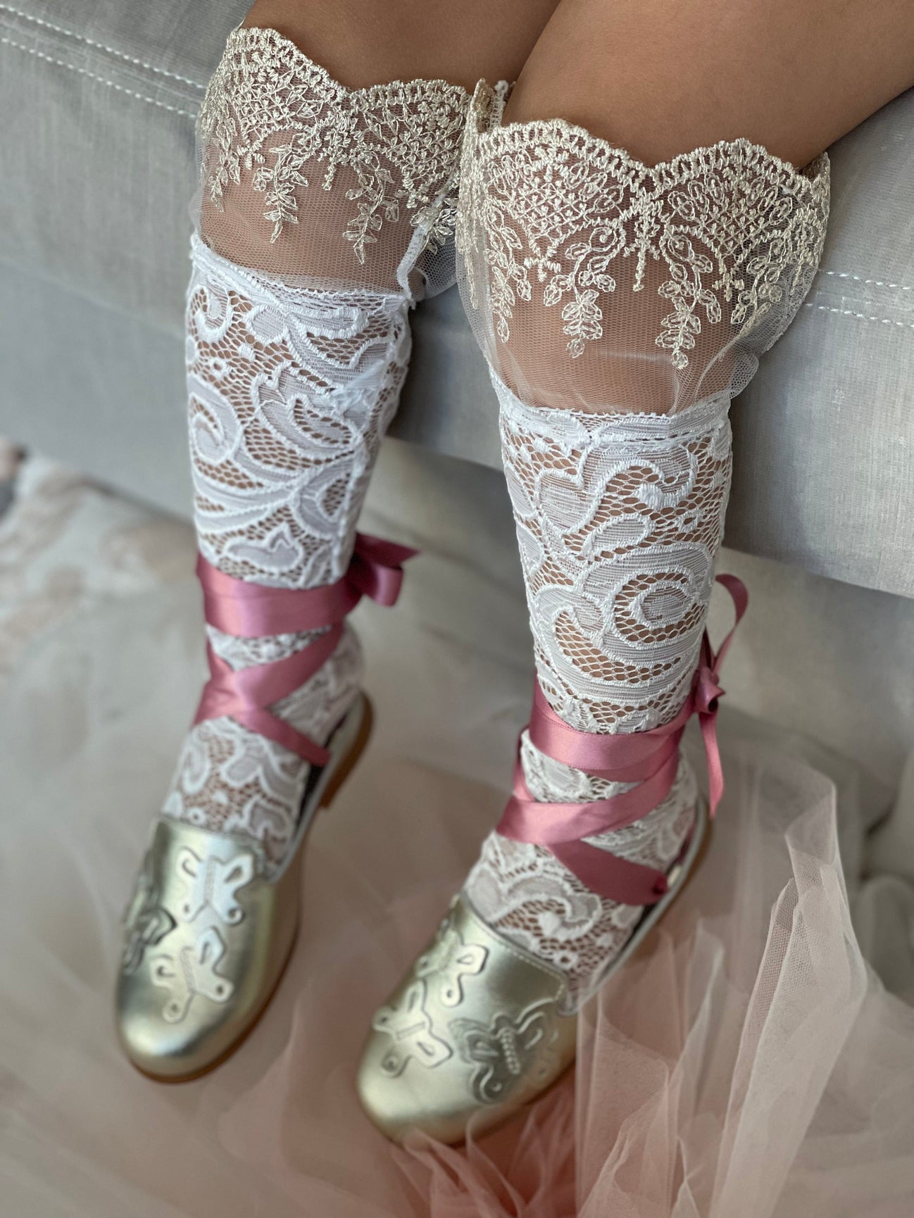 Girl | Aida Lace and Socks | White x Gold