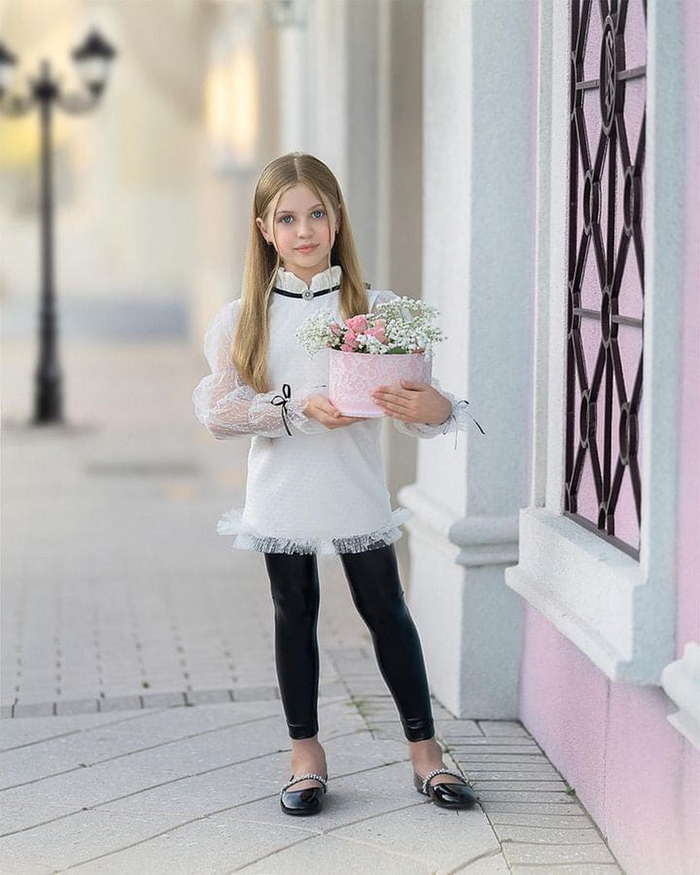 Girl | Brianna Tunic and Pants Set | White x Black