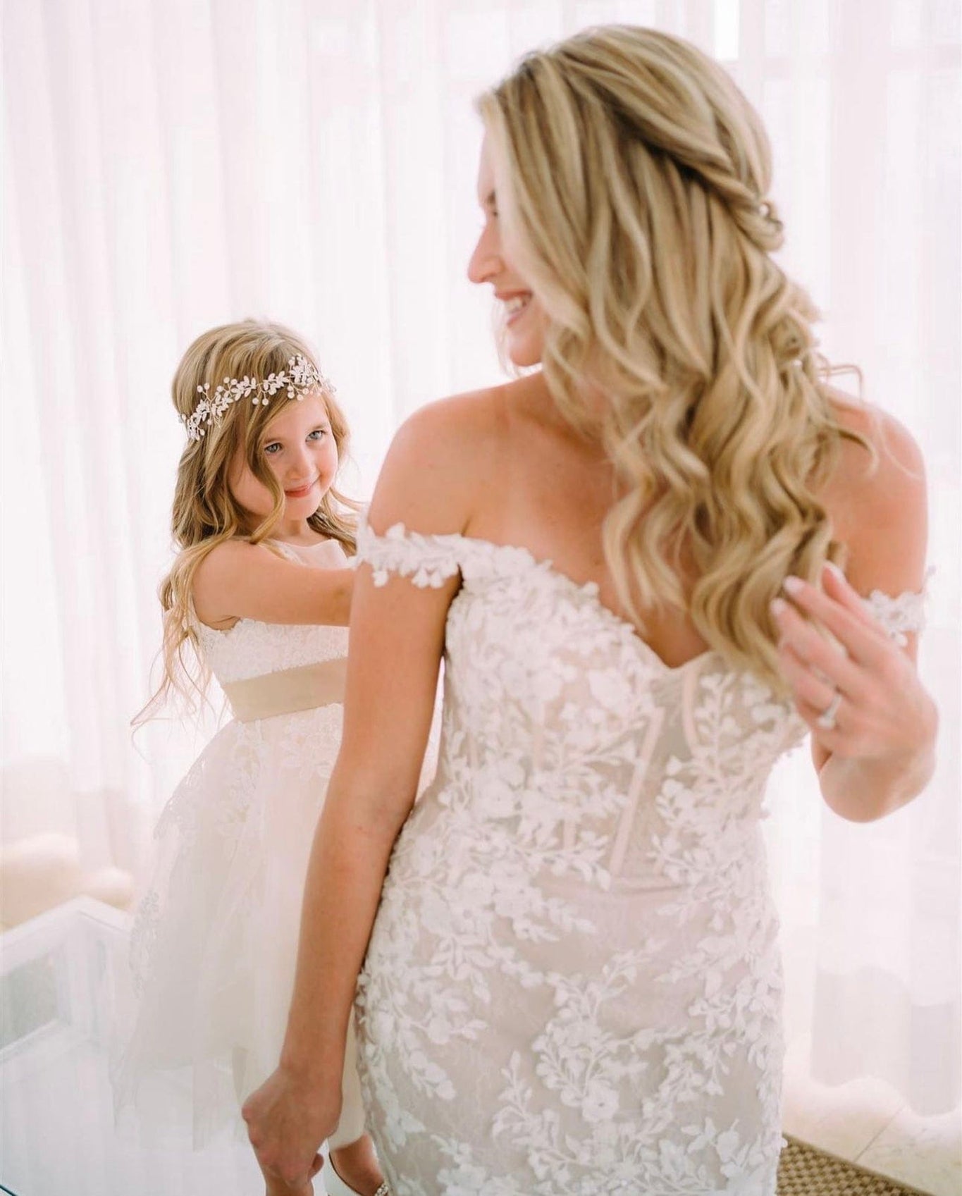 Girl | Flower Hair Garland | Silver