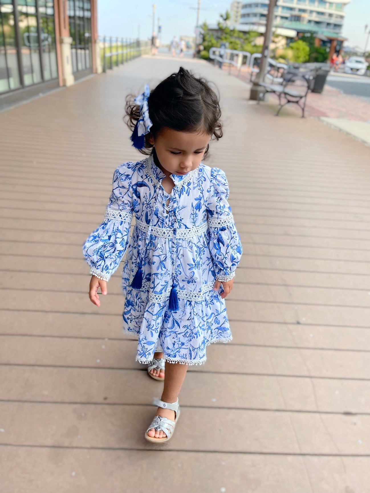 Girl | Jaylin Linen Blue and White Long Sleeve Dress