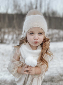 Girl | Milana Victoria Neck Warmer | White
