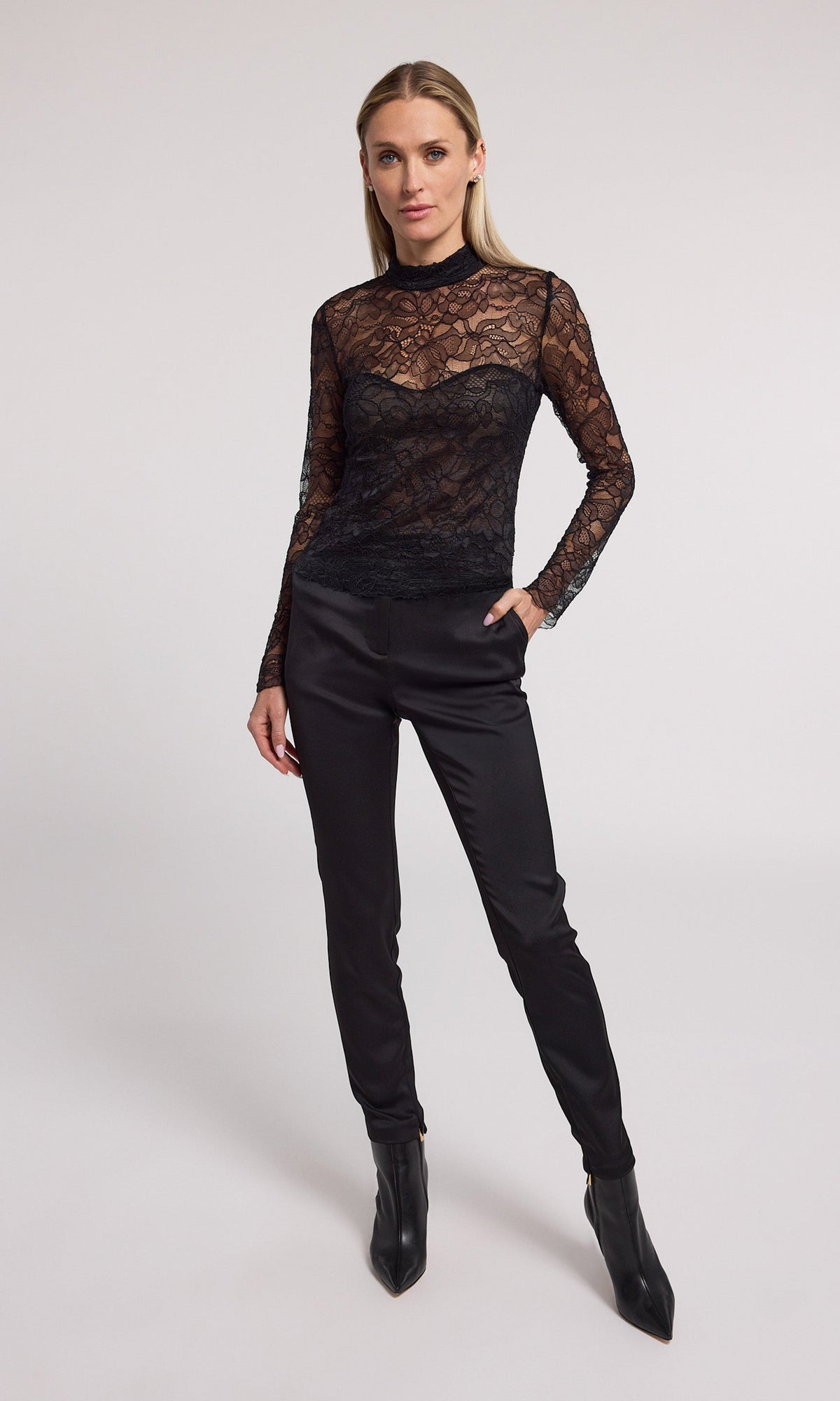 Marielle Lace Top | Black