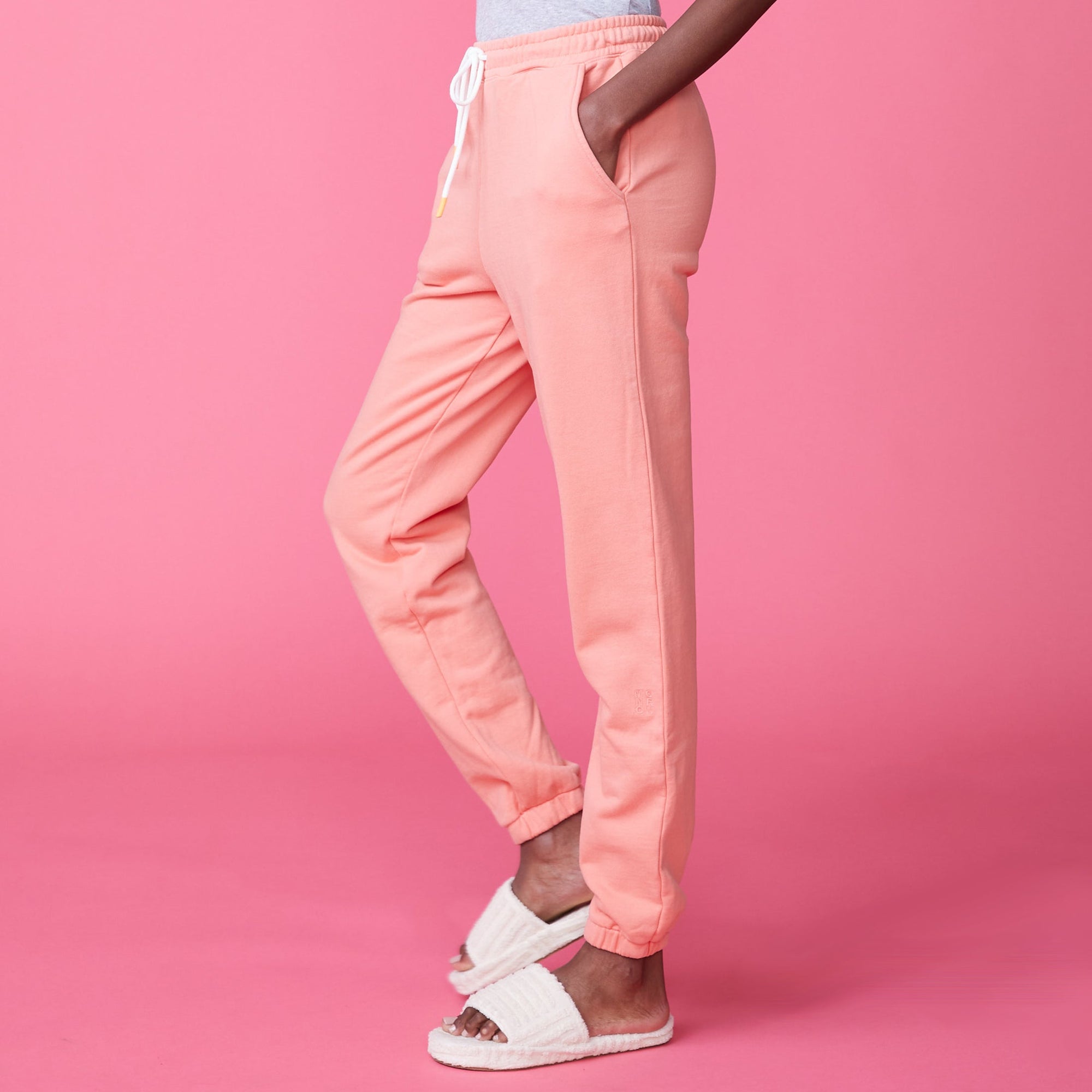 90's Classic Joggers | Women | Faded Coral