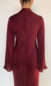Hemant And Nandita | Aayu Viscose Satin Baised Maxi Dress With Mock Neck | Burgundy
