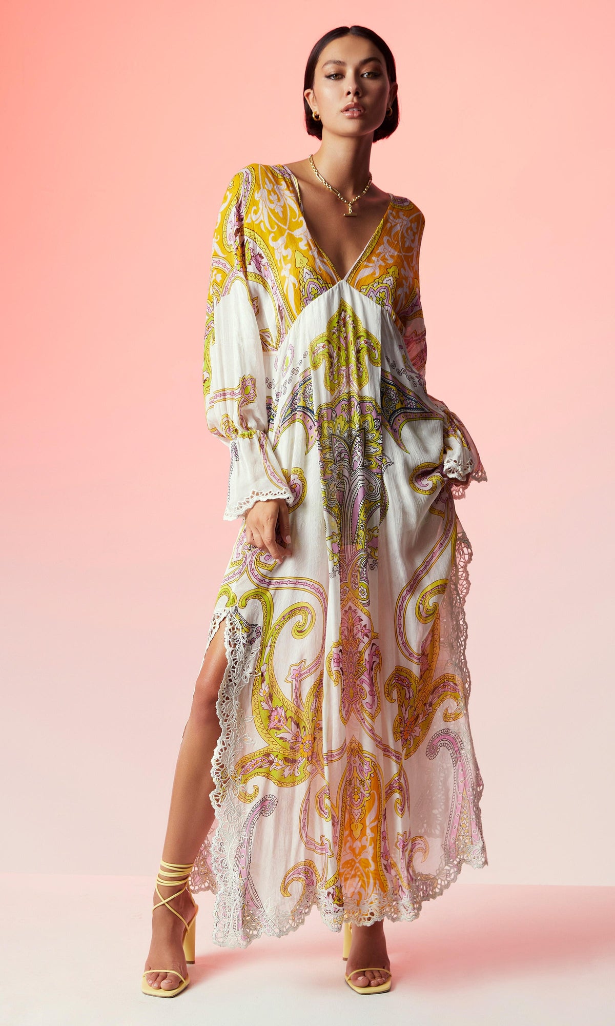Hemant And Nandita | Agra Viscose Crepe Geometrical Jacquard Kaftan | Off White