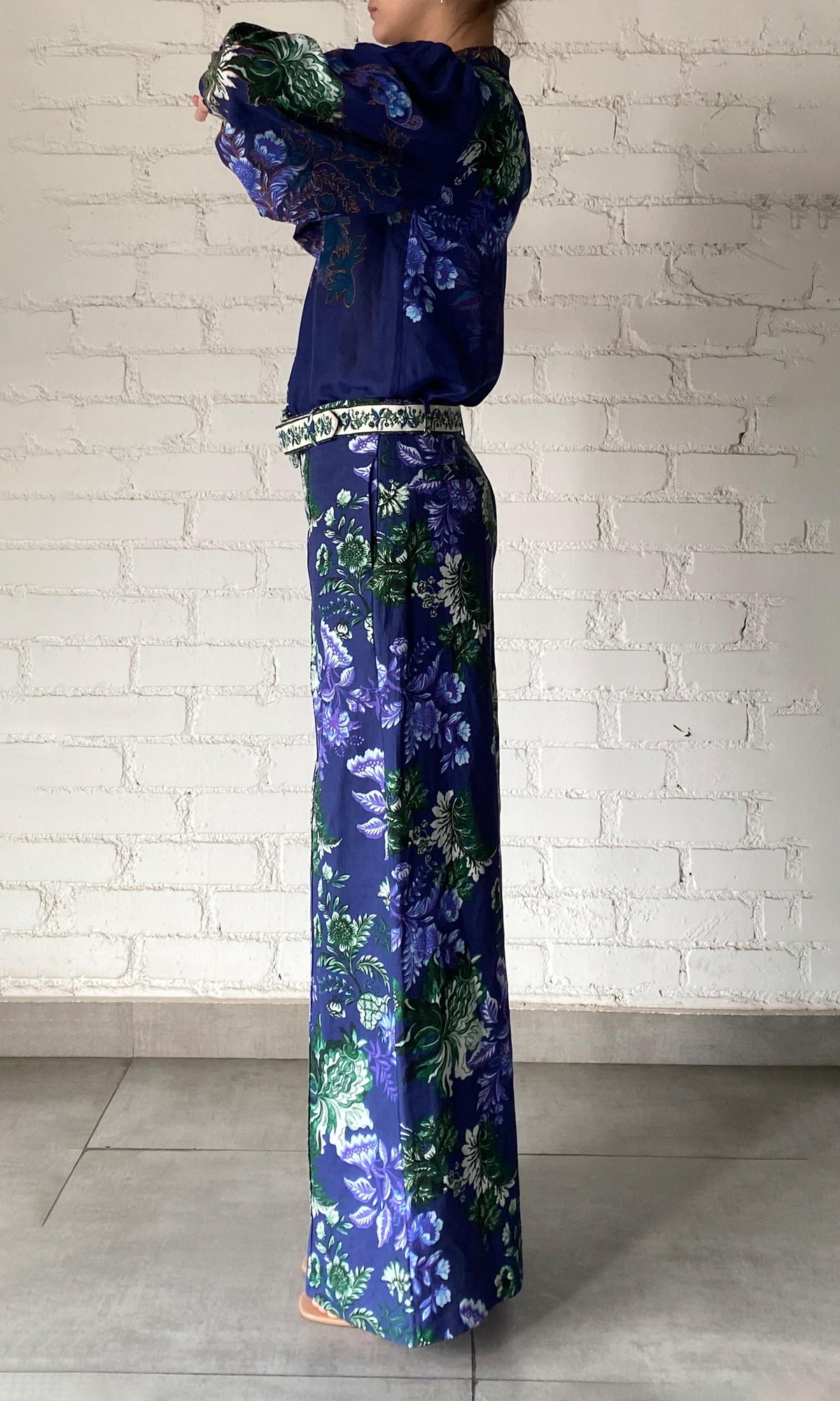 Hemant And Nandita | Keva Viscose Organza Linen Top | Green Floral