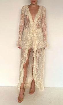 Hemant And Nandita | Onir Nylon Lace Ruffled Front Open Cape | Eggshell
