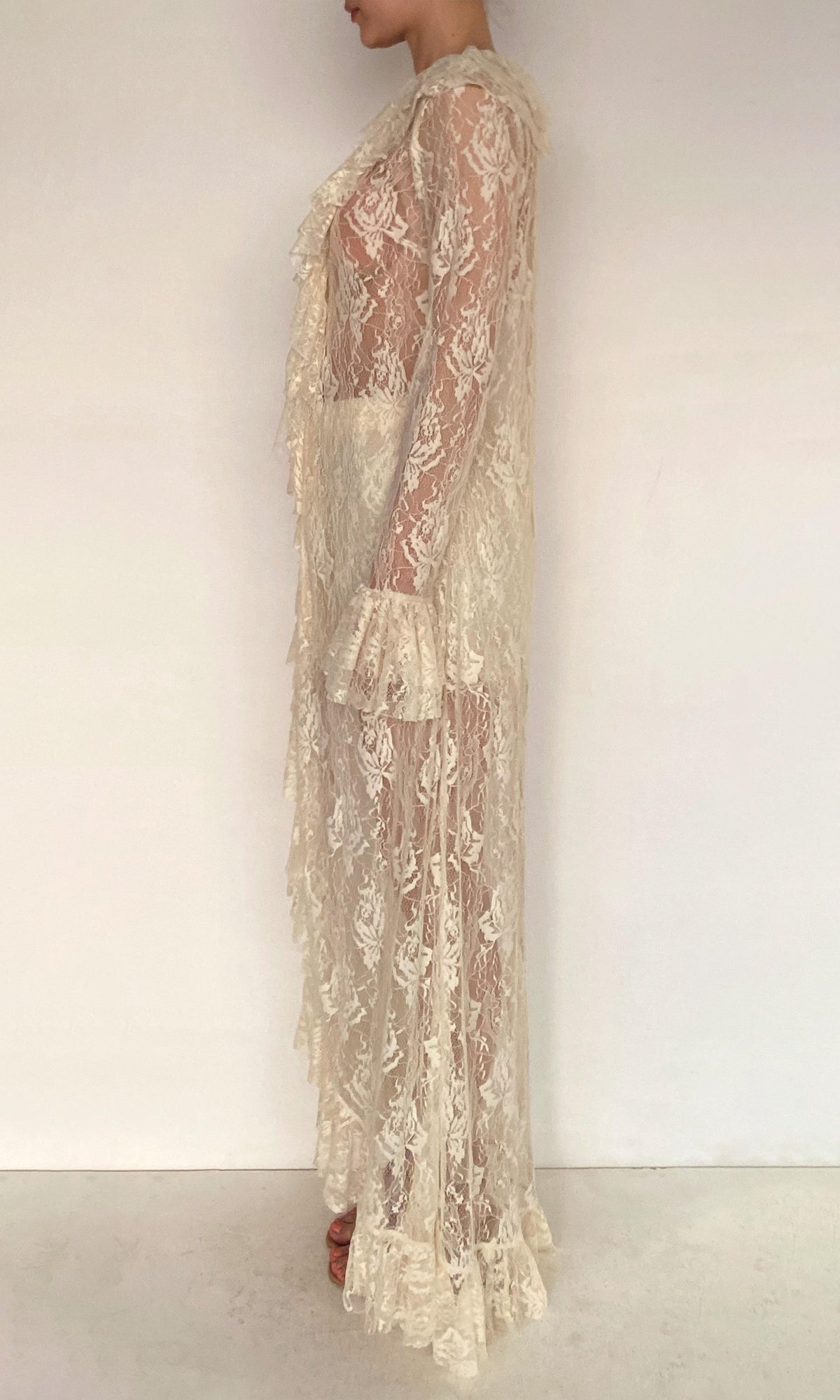 Hemant And Nandita | Onir Nylon Lace Ruffled Front Open Cape | Eggshell