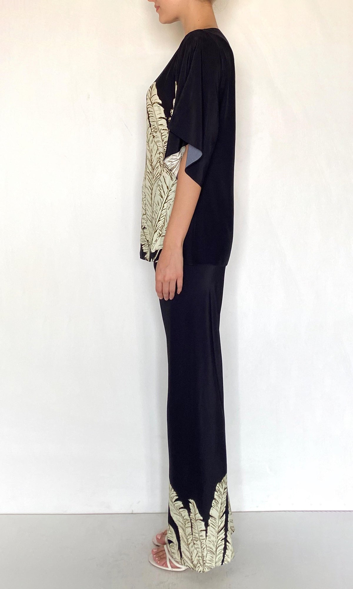 Hemant And Nandita | Palm Viscose Heavy Crepe Boat Neck Top | Black