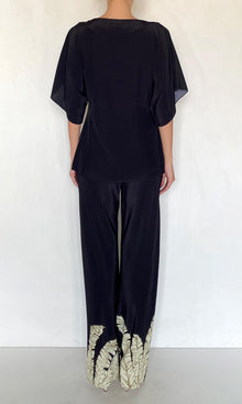 Hemant And Nandita | Palm Viscose Heavy Crepe Boat Neck Top | Black
