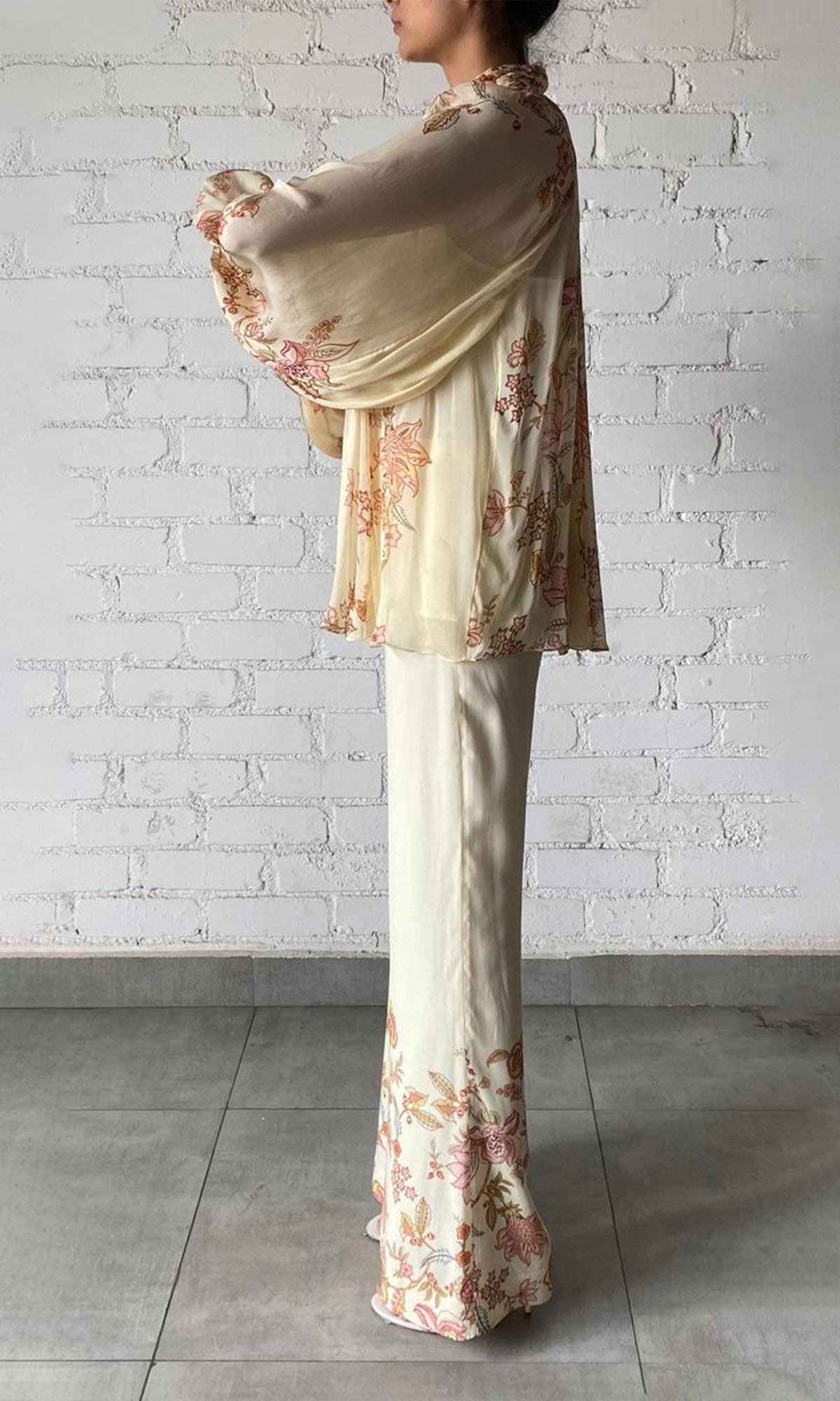 Hemant And Nandita | Riah Viscose Flat Chiffon Top | Ivory