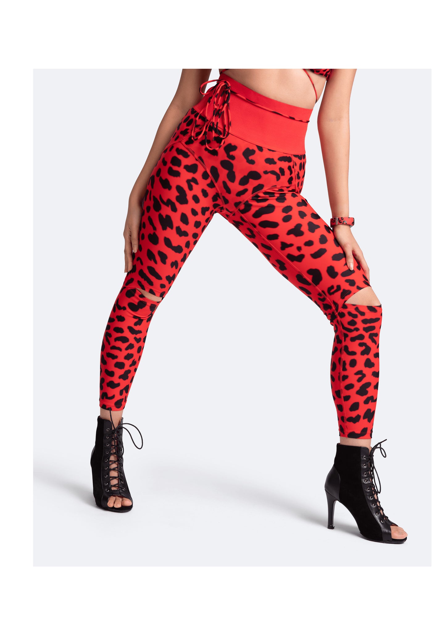 High-Rise Knee-Slit Leggings | Red Leo