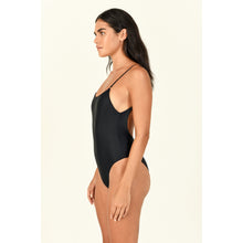 Hinge One Piece | Black Matte