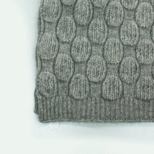 Scarf In Bubbles Stitch | Light Grey