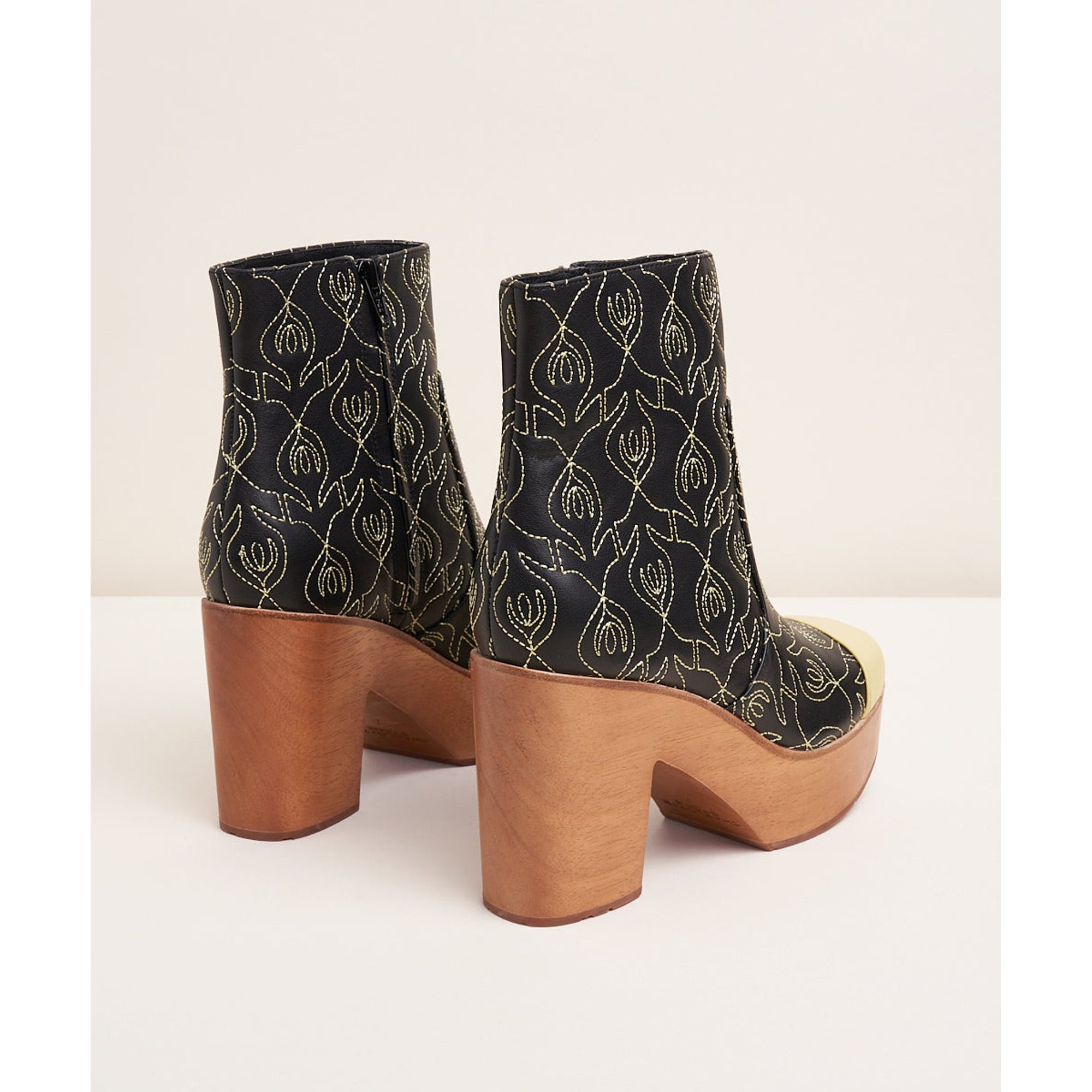 Jean Embroidered Clog Boot | Black