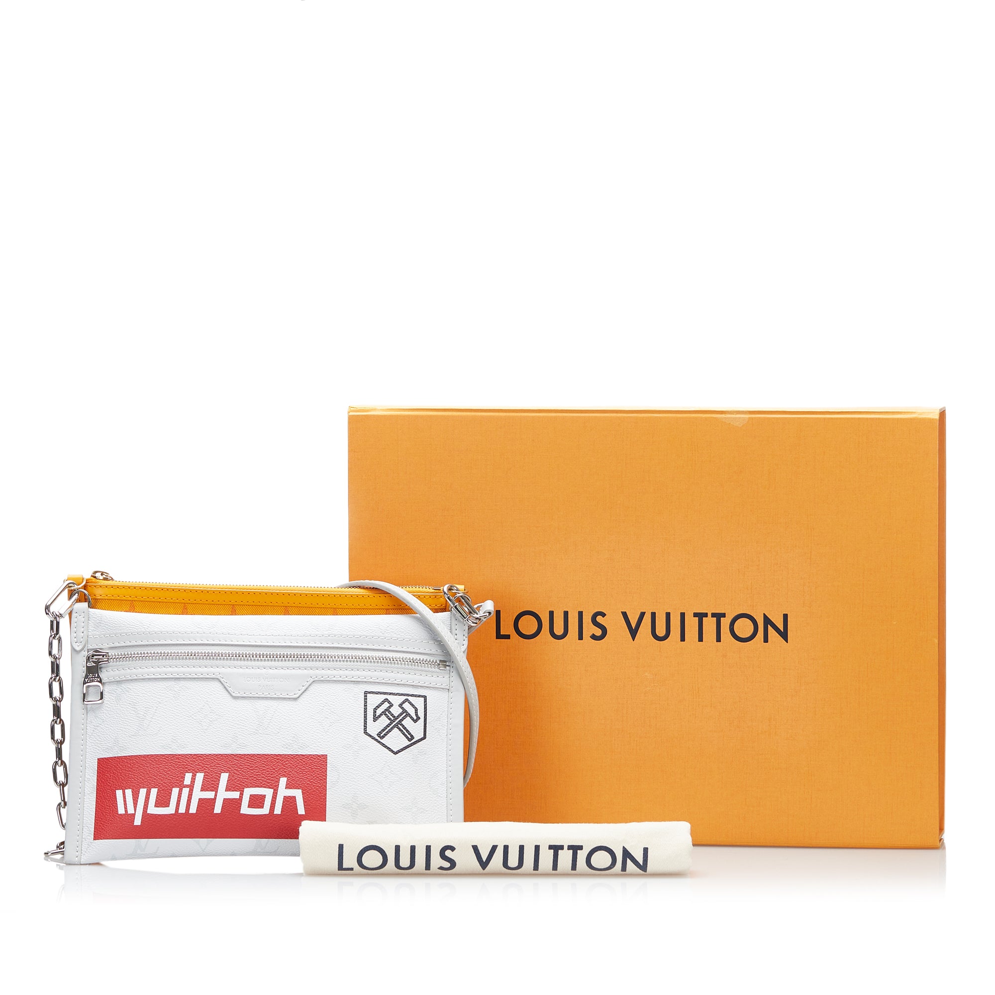 Louis Vuitton Pre-Owned Monogram Antartica Double Flat Messenger | Women | Gray (V2)