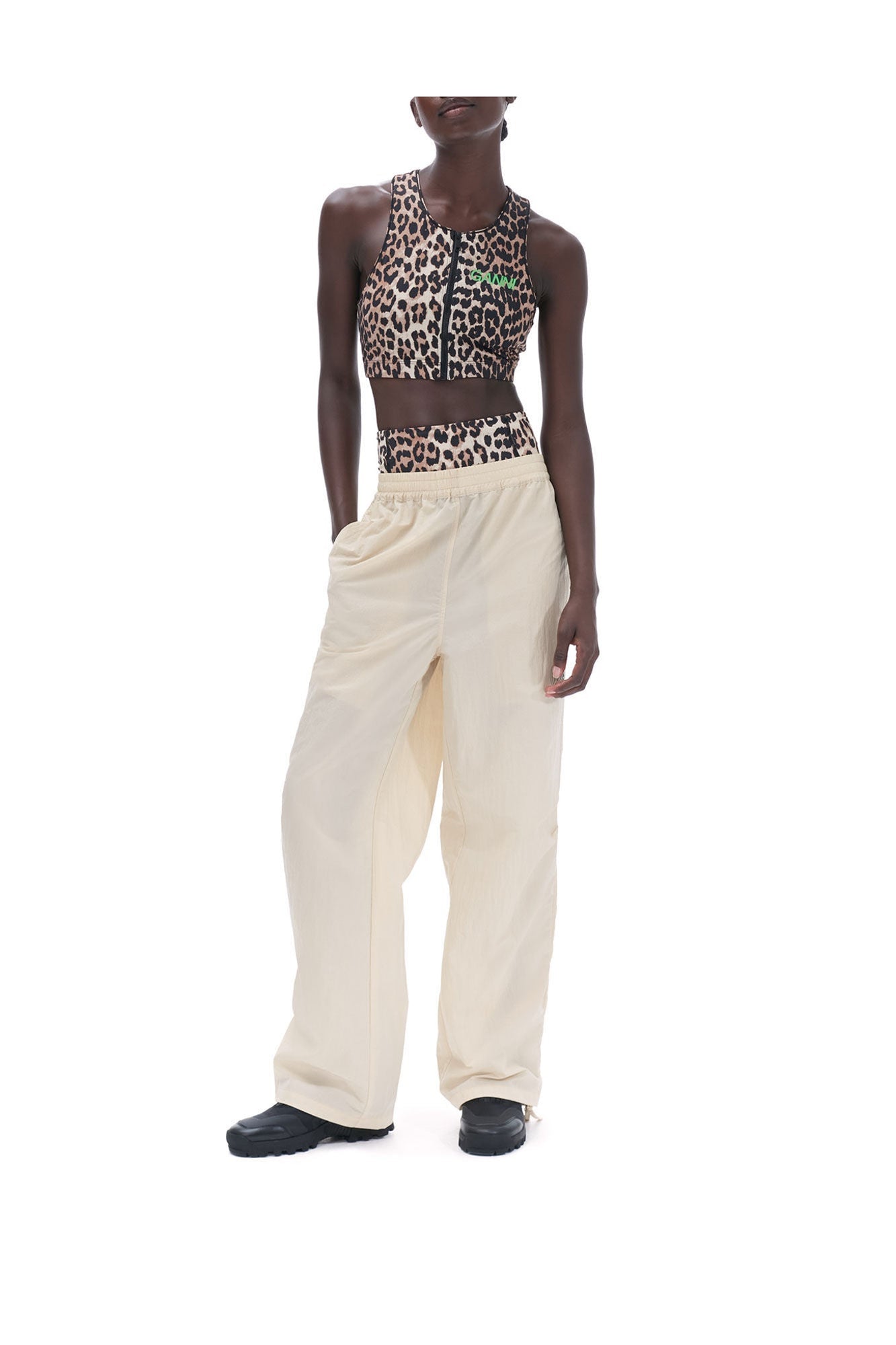 Light Tech Drawstring Trousers | Biscotti