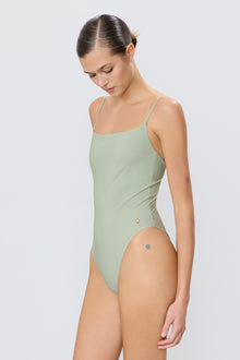 GRACE ONE PIECE - ETERNE