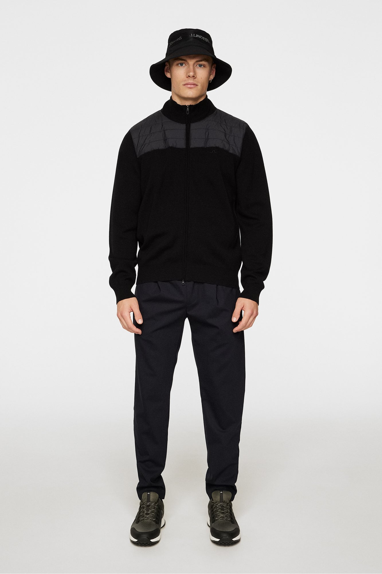 Men | Bridge Knitted Hybrid Sweater | Black (V1)